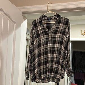 Size L Chaps Plaid pullover blouse